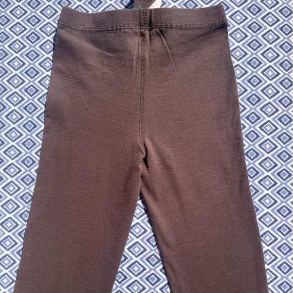 Primary Long-Sleeve PJ Top and Bottoms in Chocolate, Size 6-7, NWT - Picture 7 of 9